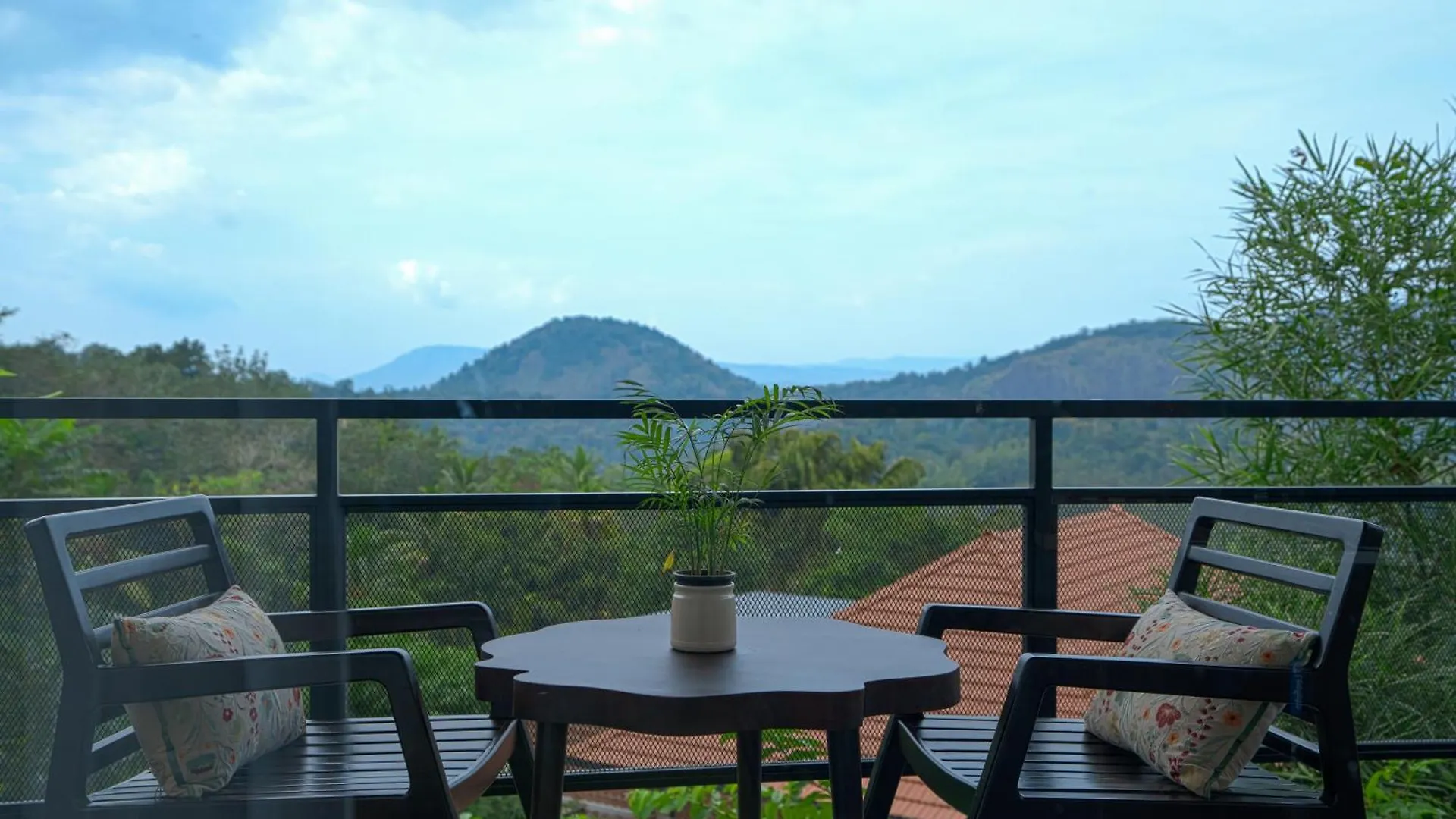 Maram Resort Mamalakandam